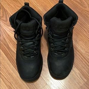 Men’s Timberland black boots size 7.5
